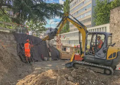 Travaux d’ancrage d’une paroi d’excavation à Genève