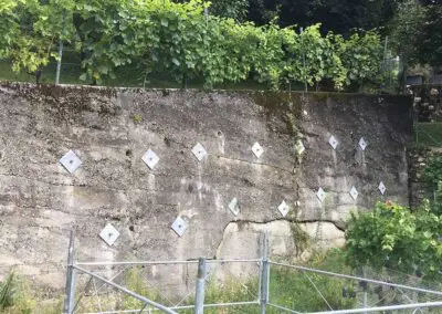 Stabilisation d’un mur fissuré à Grandvaux avec un système d’ancrage