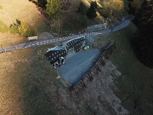 ANCRAGE D’UNE PAROI D’EXCAVATION POUR LA RÉFECTION D’UNE CONDUITE D’EAU