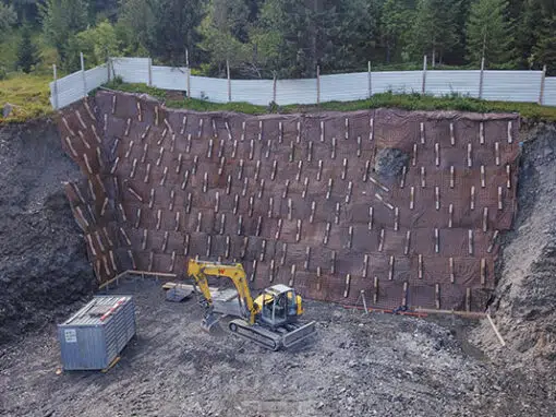 BLINDAGE D’UNE FOUILLE POUR LA CONSTRUCTION D’UN CHALET