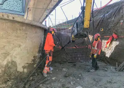 Travaux de blindage de plusieurs fouilles pour l'entretien de l'autoroute à Chexbres (VD) par Anteq SA