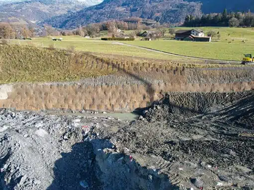ANCRAGE DE LA PAROI D’UNE CARRIÈRE À BEX